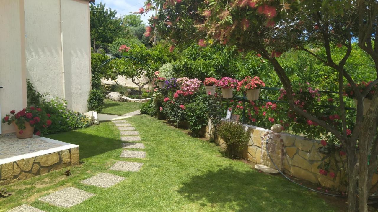 Summer Village House Popi Kanakades Bagian luar foto